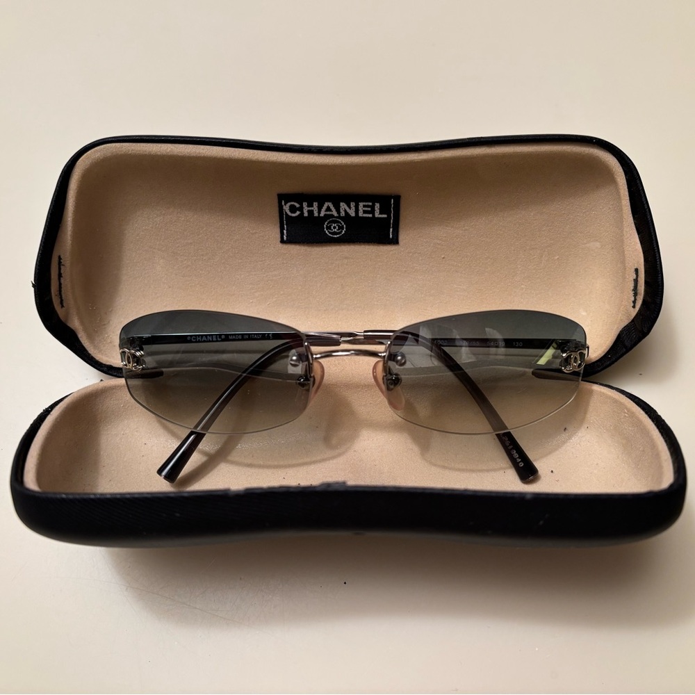 CHANEL Blue Ombré Frameless Sunglasses style 4002